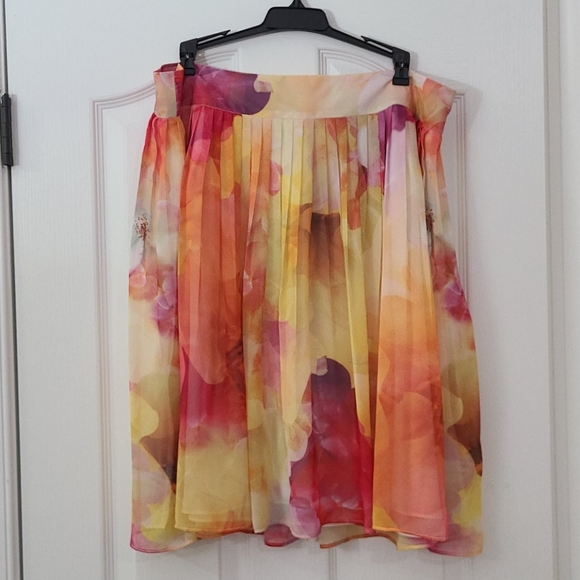 LIZ CLAIBORNE Skirt Floral Chiffon sz 14 Summery - Picture 6 of 7